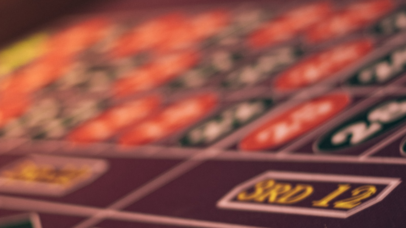 3.⁣ Identifying and Avoiding Problem ​Gambling Behaviors